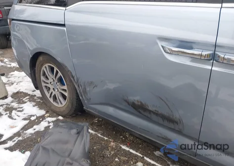 2011 Honda Odyssey Ex-L z USA, uszkodzony, nr VIN 5FNRL5H65BB051163